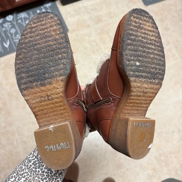 COACH Preston Booties with Genuine Shearling Trim Saddle Brown Size 8 - Picture 4 of 6